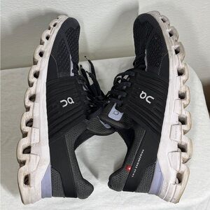 On Running Women’s Cloudswift Magnet Lavender Athletic Sneakers Running Shoes 9